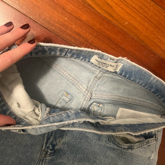 Ultra High Rise 90s Straight Jean - Picture 4 of 10